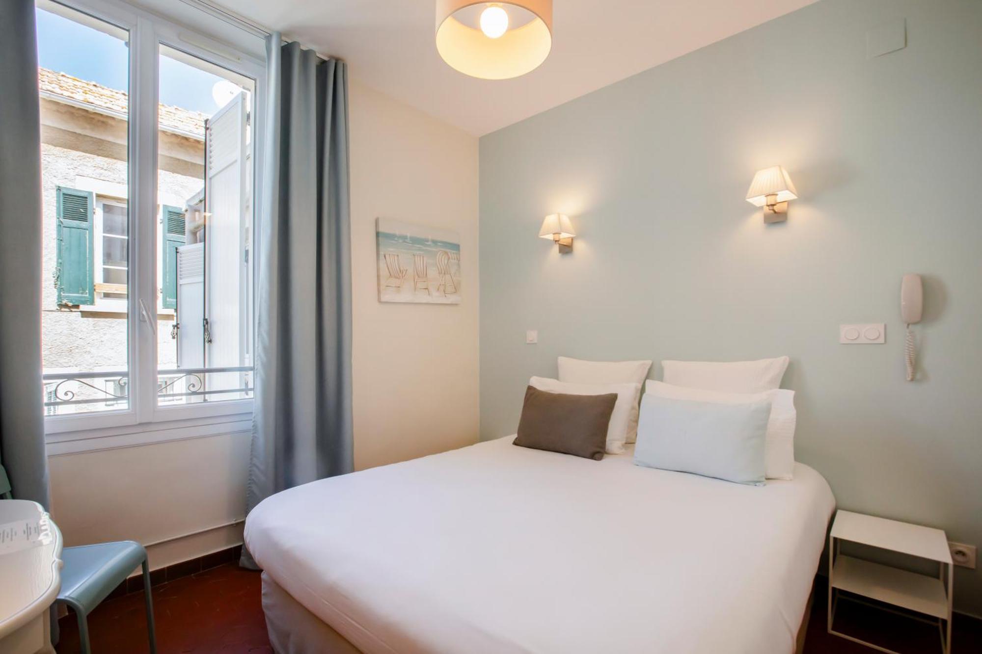 Hotel La Bienvenue La Croix-Valmer Room photo